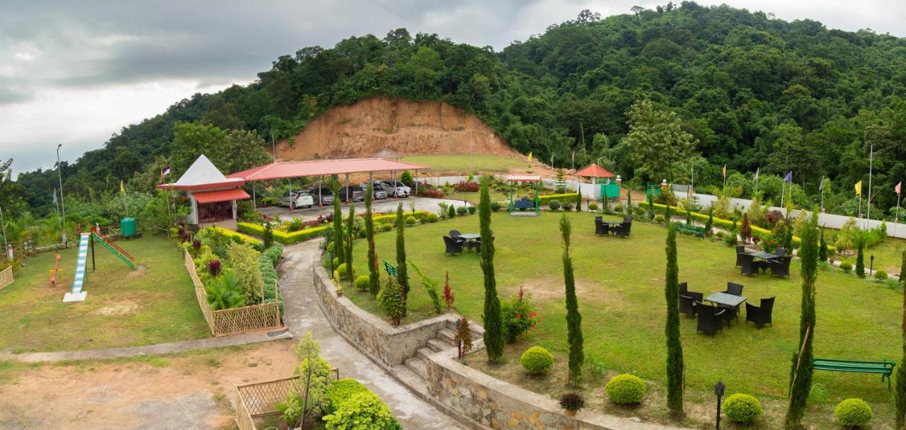 Kāziranga La Vue Resort מראה חיצוני תמונה
